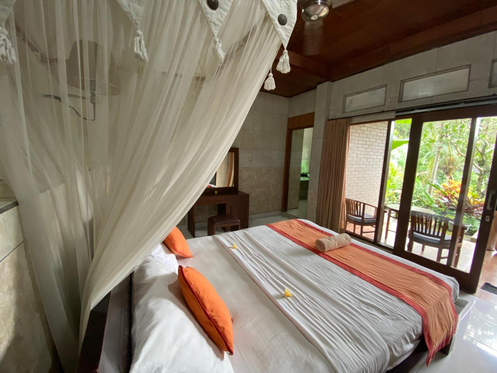 Sulendra Jungle Suites Ubud View By Eps Экстерьер фото