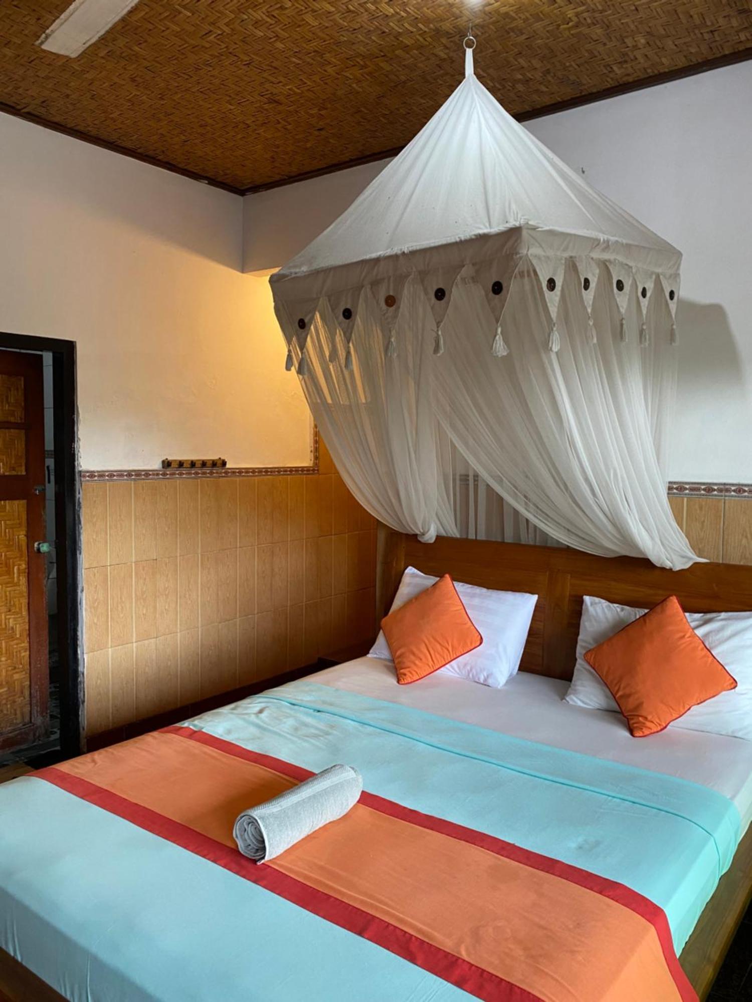 Sulendra Jungle Suites Ubud View By Eps Экстерьер фото
